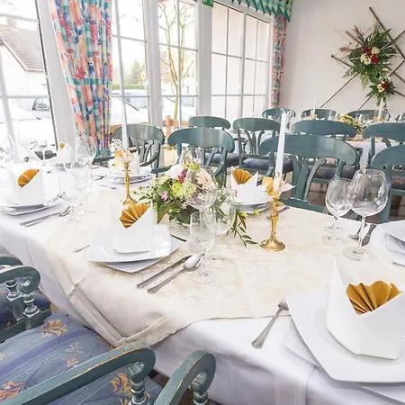 Land-gut-hotel Rohdenburg Hotell 3*