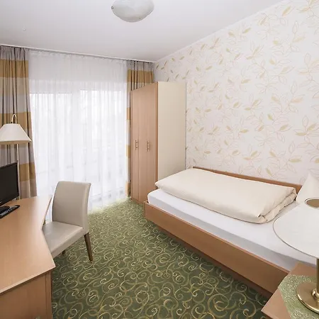 Land-gut-hotel Rohdenburg 3* Lilienthal (Lower-Saxony)